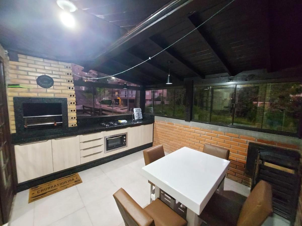 Apartamento 12 - Bombinhas - 200 Metros Da Praia Exterior foto