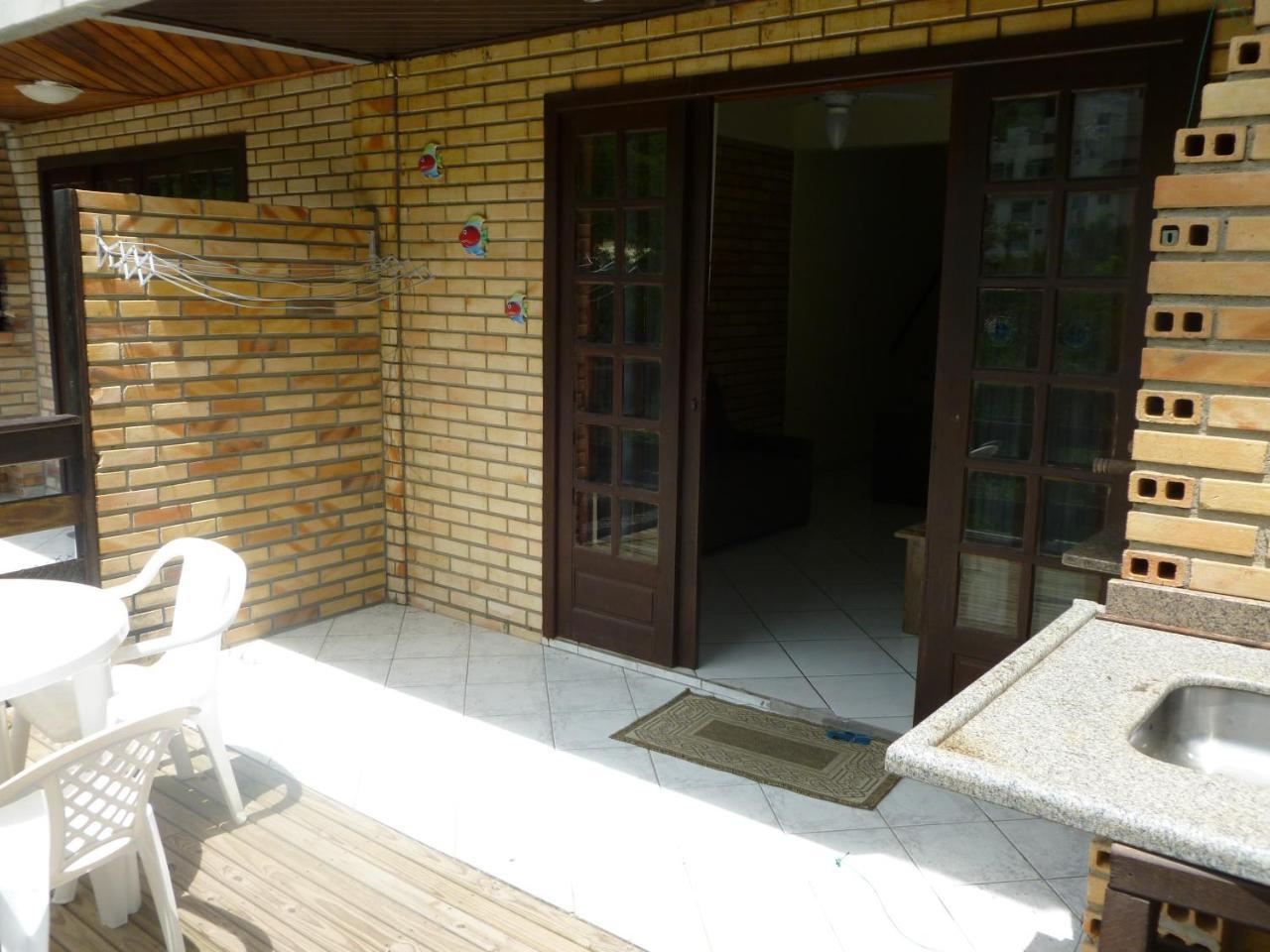 Apartamento 12 - Bombinhas - 200 Metros Da Praia Exterior foto