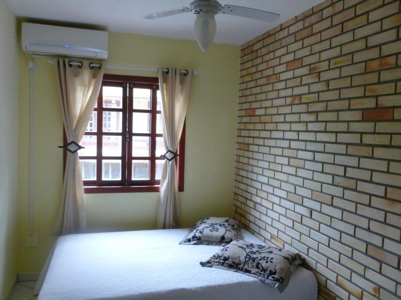 Apartamento 12 - Bombinhas - 200 Metros Da Praia Exterior foto